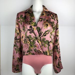 ZARA ACCESSORIES MED SHIRT